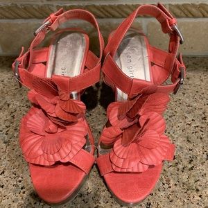 Madden Girl coral wedges 7
